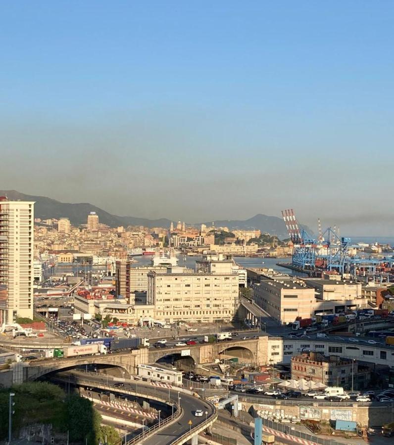 شقة La Finestra Sul Porto جنوة المظهر الخارجي الصورة