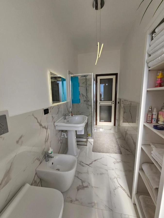 شقة La Finestra Sul Porto جنوة المظهر الخارجي الصورة